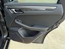マカンGTS カーボンインテリアPKG・パノラマルーフ・BOSE・PSCB・アダプティブエアサス・ハイグロスエクステリア・カーボンGTステアリング・レザー・アダプティブスポーツシートベンチレーション付き・(43枚目)