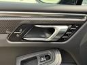 マカンGTS カーボンインテリアPKG・パノラマルーフ・BOSE・PSCB・アダプティブエアサス・ハイグロスエクステリア・カーボンGTステアリング・レザー・アダプティブスポーツシートベンチレーション付き・(49枚目)