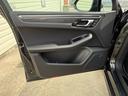 マカンGTS カーボンインテリアPKG・パノラマルーフ・BOSE・PSCB・アダプティブエアサス・ハイグロスエクステリア・カーボンGTステアリング・レザー・アダプティブスポーツシートベンチレーション付き・(51枚目)