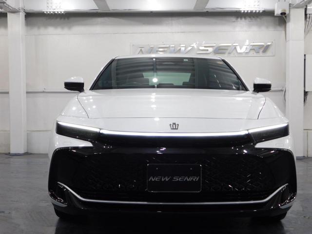 TOYOTA CROWN CROSSOVER G ADVANCED LEATHER PACKAGE