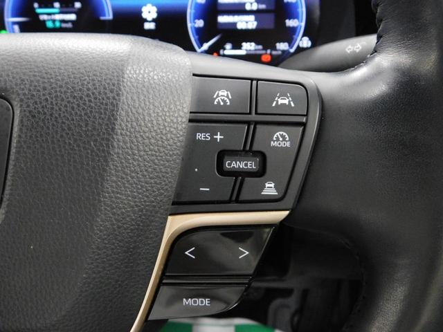 TOYOTA CROWN CROSSOVER G ADVANCED LEATHER PACKAGE