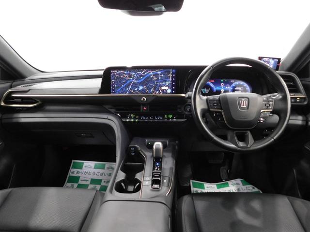 TOYOTA CROWN CROSSOVER G ADVANCED LEATHER PACKAGE