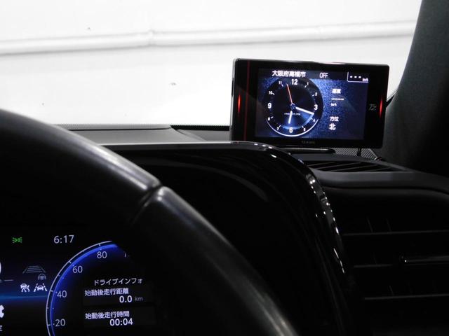 TOYOTA CROWN CROSSOVER G ADVANCED LEATHER PACKAGE