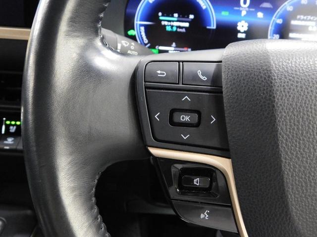 TOYOTA CROWN CROSSOVER G ADVANCED LEATHER PACKAGE