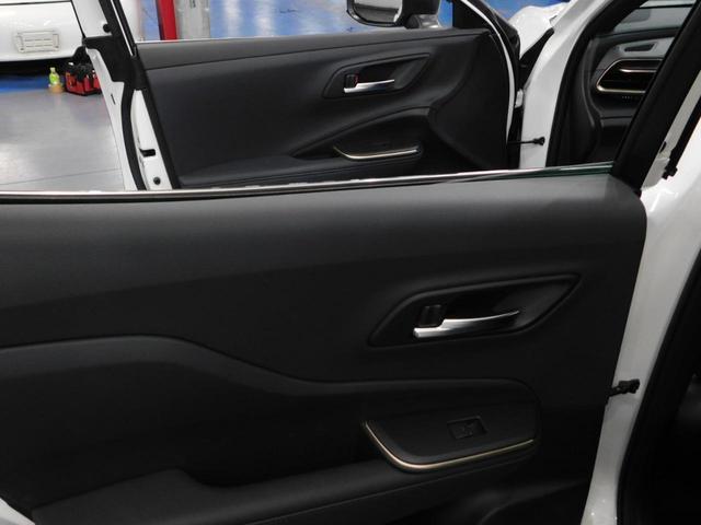 TOYOTA CROWN CROSSOVER G ADVANCED LEATHER PACKAGE