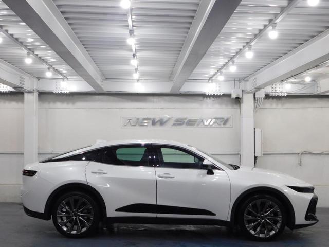 TOYOTA CROWN CROSSOVER G ADVANCED LEATHER PACKAGE