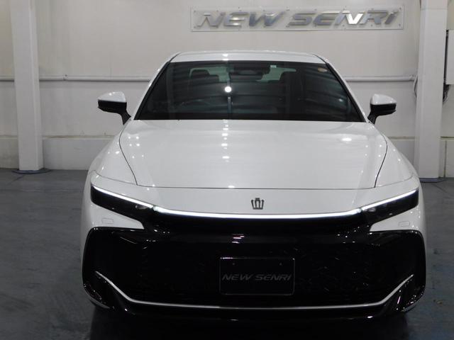 TOYOTA CROWN CROSSOVER G ADVANCED LEATHER PACKAGE