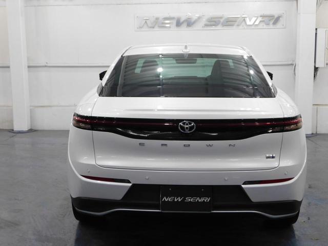 TOYOTA CROWN CROSSOVER G ADVANCED LEATHER PACKAGE