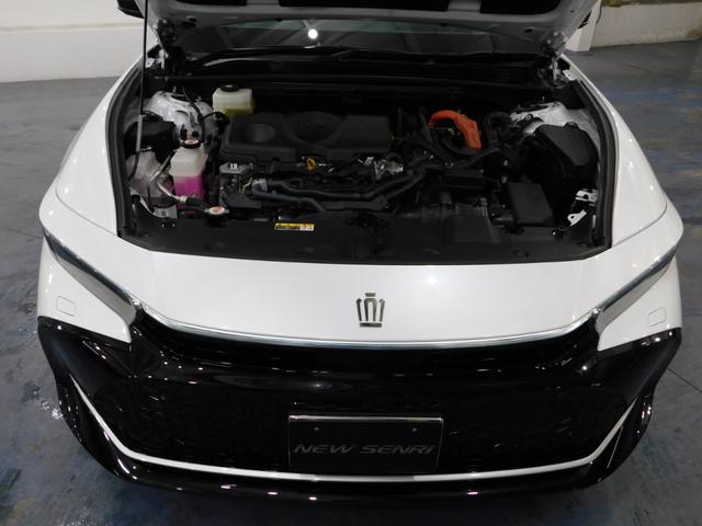 TOYOTA CROWN CROSSOVER G ADVANCED LEATHER PACKAGE