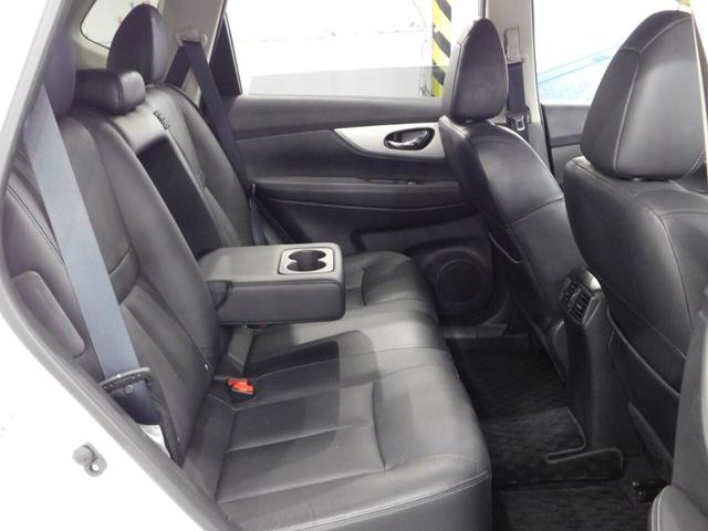 エクストレイル モード・プレミアｉ　ハイブリッド　３０周年特別仕様・鑑定済認定車・黒革シート・電動バックドア・アラウンドビューモニター・衝突軽減ブレーキ・ＬＥＤライト・クルーズコントロール（41枚目）