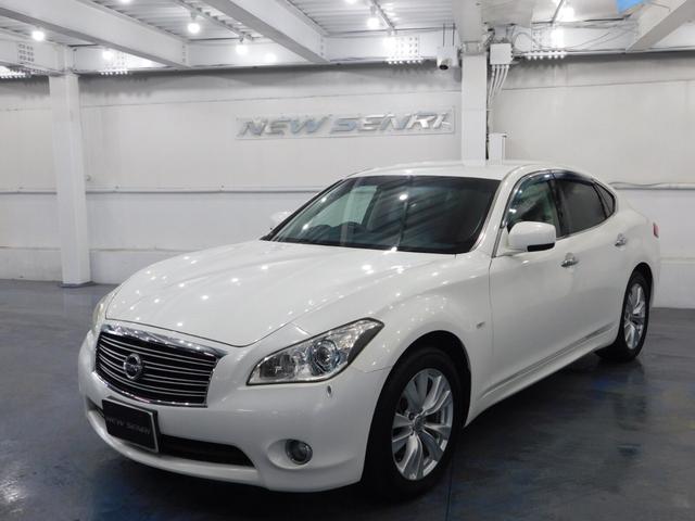 フーガ ２５０ＧＴ　タイプＰ　鑑定済認定車・黒革シート・純正ナビＴＶ・後席電動サンシェード（4枚目）