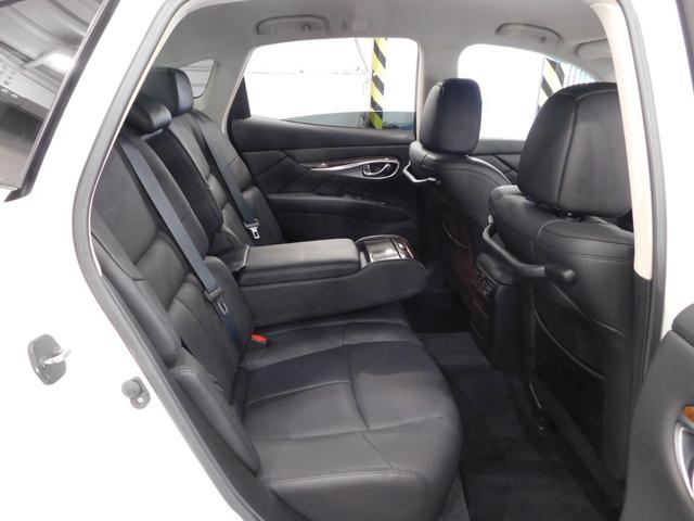 フーガ ２５０ＧＴ　タイプＰ　鑑定済認定車・黒革シート・純正ナビＴＶ・後席電動サンシェード（40枚目）