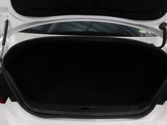 フーガ ２５０ＧＴ　タイプＰ　鑑定済認定車・黒革シート・純正ナビＴＶ・後席電動サンシェード（44枚目）