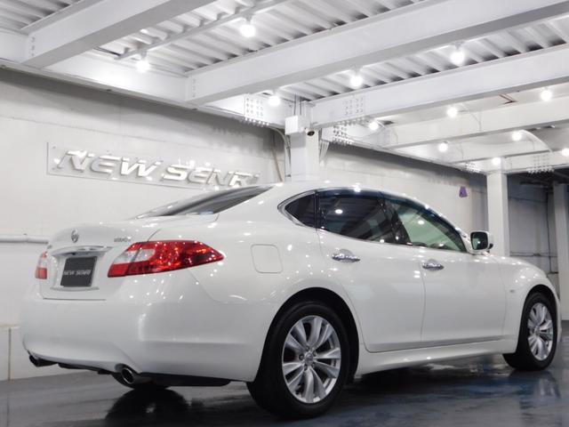 フーガ ２５０ＧＴ　タイプＰ　鑑定済認定車・黒革シート・純正ナビＴＶ・後席電動サンシェード（53枚目）