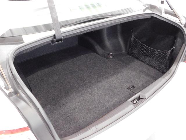 クラウン ２．５ロイヤルサルーン　アニバーサリーＥＤ　【グー鑑定付】【車両状態評価書】後期・本革シート・純正ナビＴＶ・電動シート・シートヒーター・電動ブラインド・クルーズコントロール（34枚目）