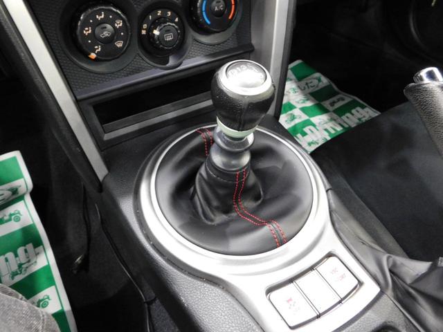 「スポーツカーを持つ夢や、走る楽しさをお客様にお届けしたい」というトヨタの思いが詰まった小型ＦＲスポーツカー