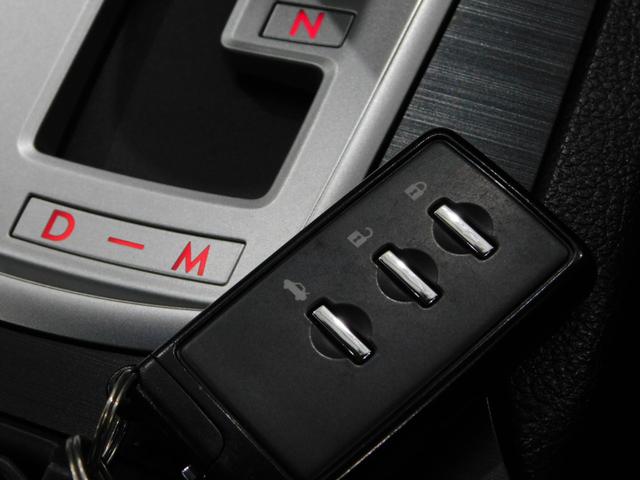 レガシィアウトバック 2.5i Bスポーツアイサイト 【グー鑑定付】【車両状態評価書】純正8型ナビTV/ハーフレザーシート・電動シート・HIDライト/ブラックフェイスヘッドライト(14枚目)