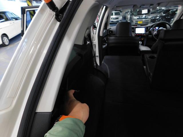レガシィアウトバック 2.5i Bスポーツアイサイト 【グー鑑定付】【車両状態評価書】純正8型ナビTV/ハーフレザーシート・電動シート・HIDライト/ブラックフェイスヘッドライト(37枚目)