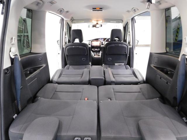 セレナ Ｘ　ＶセレクションＩＩ　【グー鑑定付】【車両状態評価書】純正８型ナビＴＶ・両側電動ドア・衝突軽減ブレーキ・車線逸脱センサー・クルーズコントロール・バックモニター・スマートキー（20枚目）