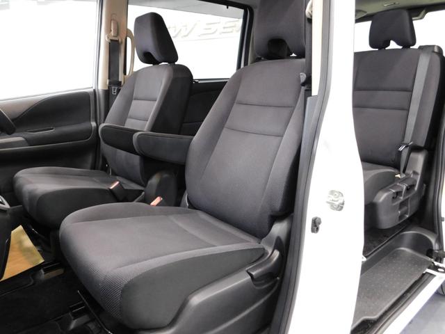 セレナ Ｘ　ＶセレクションＩＩ　【グー鑑定付】【車両状態評価書】純正８型ナビＴＶ・両側電動ドア・衝突軽減ブレーキ・車線逸脱センサー・クルーズコントロール・バックモニター・スマートキー（29枚目）