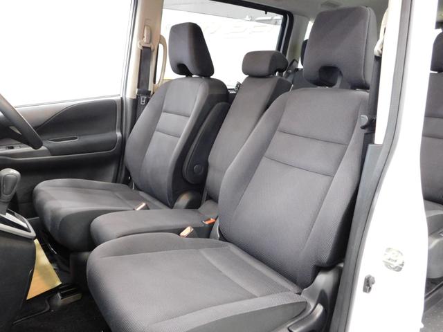 セレナ Ｘ　ＶセレクションＩＩ　【グー鑑定付】【車両状態評価書】純正８型ナビＴＶ・両側電動ドア・衝突軽減ブレーキ・車線逸脱センサー・クルーズコントロール・バックモニター・スマートキー（31枚目）