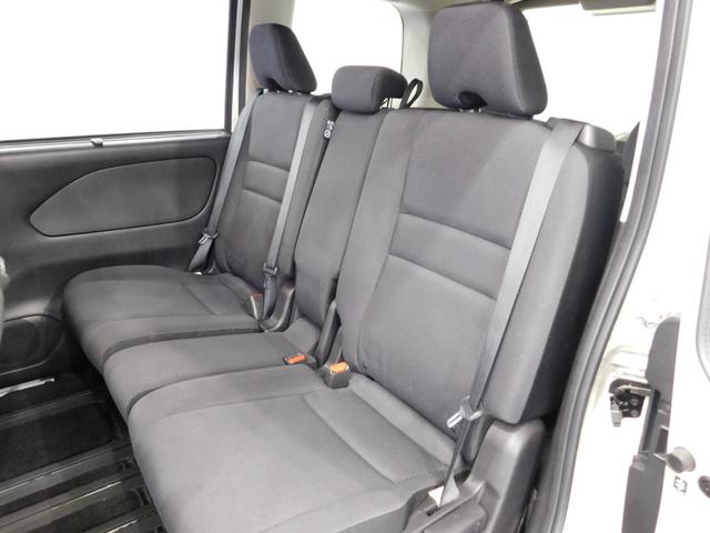 セレナ Ｘ　ＶセレクションＩＩ　【グー鑑定付】【車両状態評価書】純正８型ナビＴＶ・両側電動ドア・衝突軽減ブレーキ・車線逸脱センサー・クルーズコントロール・バックモニター・スマートキー（32枚目）