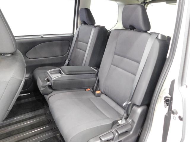 セレナ Ｘ　ＶセレクションＩＩ　【グー鑑定付】【車両状態評価書】純正８型ナビＴＶ・両側電動ドア・衝突軽減ブレーキ・車線逸脱センサー・クルーズコントロール・バックモニター・スマートキー（33枚目）