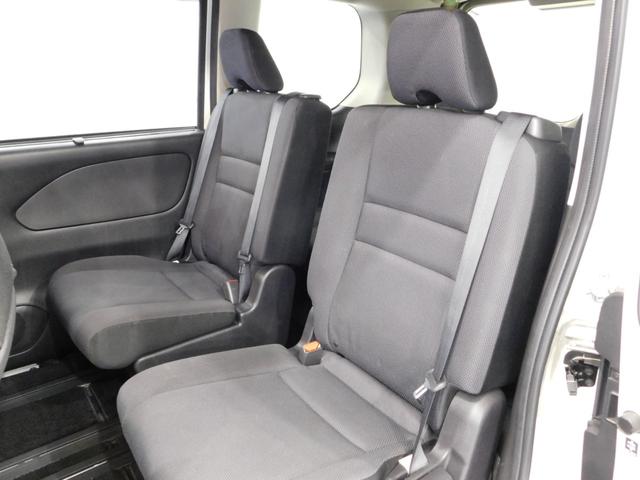 セレナ Ｘ　ＶセレクションＩＩ　【グー鑑定付】【車両状態評価書】純正８型ナビＴＶ・両側電動ドア・衝突軽減ブレーキ・車線逸脱センサー・クルーズコントロール・バックモニター・スマートキー（34枚目）