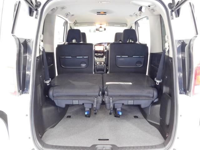 セレナ Ｘ　ＶセレクションＩＩ　【グー鑑定付】【車両状態評価書】純正８型ナビＴＶ・両側電動ドア・衝突軽減ブレーキ・車線逸脱センサー・クルーズコントロール・バックモニター・スマートキー（37枚目）