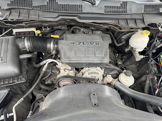 ダッジ・ラム 　ＳＬＴ１５００　ベンチコラム　コンビレザー　ＤＹＮＯＭＡＸマフラー　ＢＭＦ２０ＡＷ　オーバーフェンダー　ＦＳＲカメラ　トノカバー　ベッドライナー（17枚目）