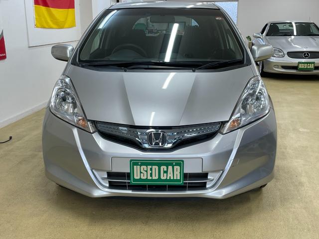 フィットハイブリッド スマートセレクション フルセグTV・HIDライト・スマートキー・ヒーテッドドアミラー・熱線入りフロントウインドウ(2枚目)