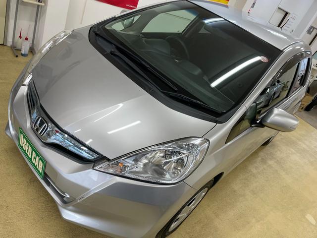 フィットハイブリッド スマートセレクション フルセグTV・HIDライト・スマートキー・ヒーテッドドアミラー・熱線入りフロントウインドウ(6枚目)