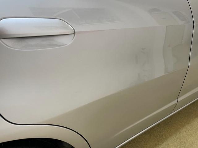 フィットハイブリッド スマートセレクション フルセグTV・HIDライト・スマートキー・ヒーテッドドアミラー・熱線入りフロントウインドウ(21枚目)