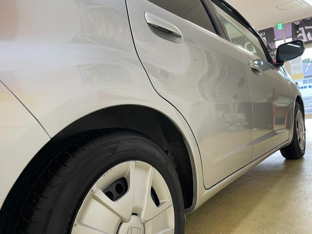 フィットハイブリッド スマートセレクション フルセグTV・HIDライト・スマートキー・ヒーテッドドアミラー・熱線入りフロントウインドウ(23枚目)