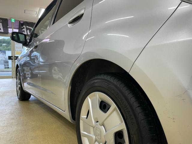 フィットハイブリッド スマートセレクション フルセグTV・HIDライト・スマートキー・ヒーテッドドアミラー・熱線入りフロントウインドウ(24枚目)