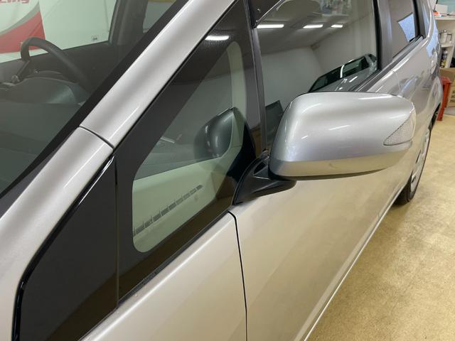 フィットハイブリッド スマートセレクション フルセグTV・HIDライト・スマートキー・ヒーテッドドアミラー・熱線入りフロントウインドウ(28枚目)