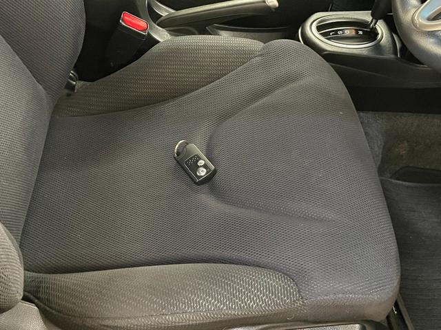 フィットハイブリッド スマートセレクション フルセグTV・HIDライト・スマートキー・ヒーテッドドアミラー・熱線入りフロントウインドウ(34枚目)