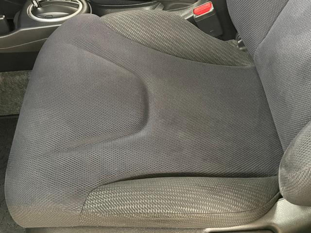 フィットハイブリッド スマートセレクション フルセグTV・HIDライト・スマートキー・ヒーテッドドアミラー・熱線入りフロントウインドウ(36枚目)