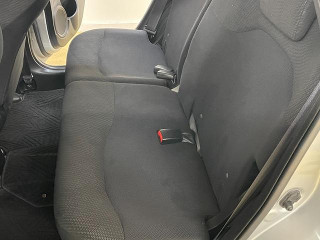 フィットハイブリッド スマートセレクション フルセグTV・HIDライト・スマートキー・ヒーテッドドアミラー・熱線入りフロントウインドウ(42枚目)