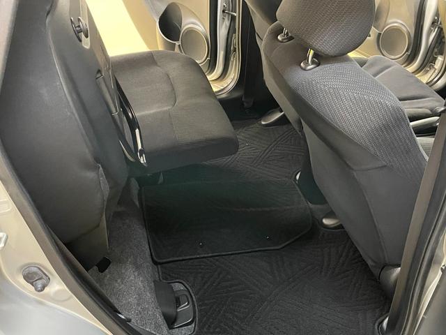 フィットハイブリッド スマートセレクション フルセグTV・HIDライト・スマートキー・ヒーテッドドアミラー・熱線入りフロントウインドウ(45枚目)