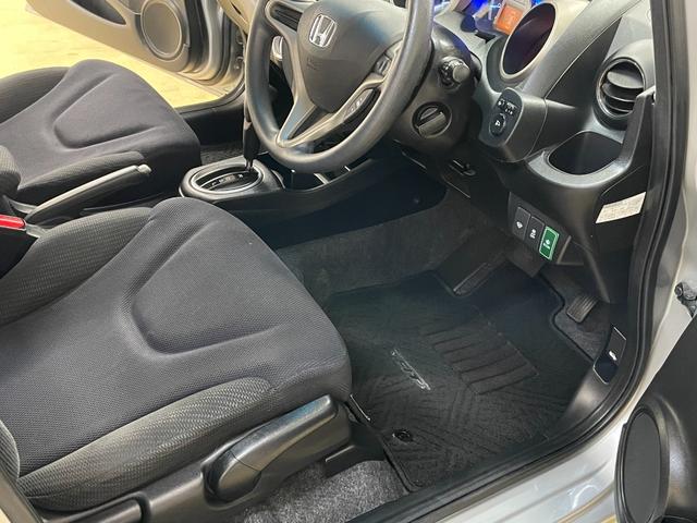 フィットハイブリッド スマートセレクション フルセグTV・HIDライト・スマートキー・ヒーテッドドアミラー・熱線入りフロントウインドウ(46枚目)