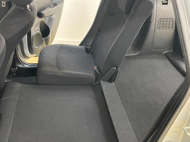 フィットハイブリッド スマートセレクション フルセグTV・HIDライト・スマートキー・ヒーテッドドアミラー・熱線入りフロントウインドウ(51枚目)