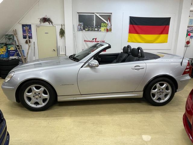 SLK SLK230コンプレッサー 449後期型・ルーフ作動OK・ドラッグリンク交換渡・スペアキー有・タイヤご相談(7枚目)