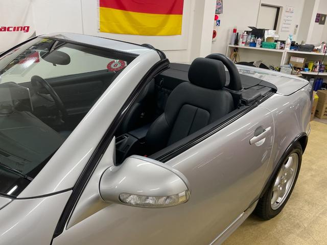 SLK SLK230コンプレッサー 449後期型・ルーフ作動OK・ドラッグリンク交換渡・スペアキー有・タイヤご相談(17枚目)