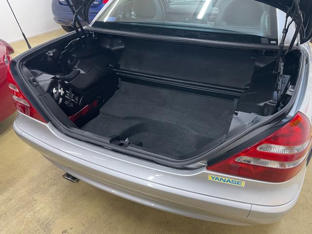 SLK SLK230コンプレッサー 449後期型・ルーフ作動OK・ドラッグリンク交換渡・スペアキー有・タイヤご相談(72枚目)