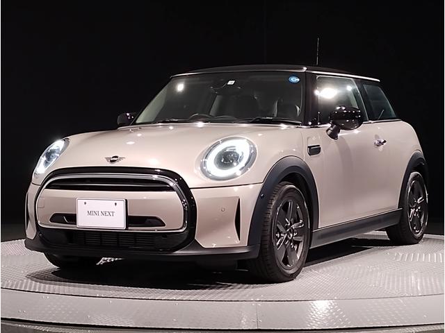 クーパーD エッセンシャル・トリム 元試乗車 クラシックトリム アシストプラス純正HDDナビ デジタルメータ アクティブクルーズ バックカメラ PDC 衝突軽減ブレーキ スマートキー LEDヘッドライト パーキングアシスト F56(21枚目)