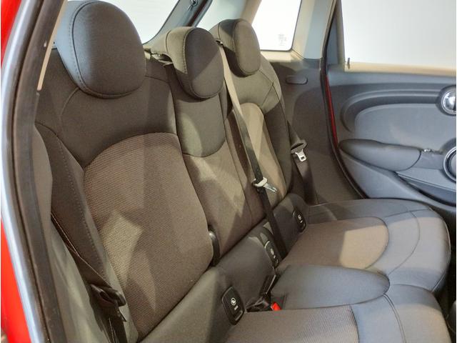 クーパー LEDヘッドライト 純正HDDナビ Bluetooth 純正アルミホイール ミラー型ETC車載器 プッシュスタート 電動格納ミラー キーレスエントリー F55(78枚目)