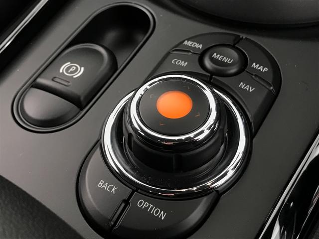 ジョンクーパーワークス クラブマン ダイナミカレザーシート 306馬力 ボンネットストライプ アクティブクルーズコントロール ヘッドアップディスプレイ HDDナビ バックモニター スマートキー ミラー内臓ETC 禁煙車(25枚目)