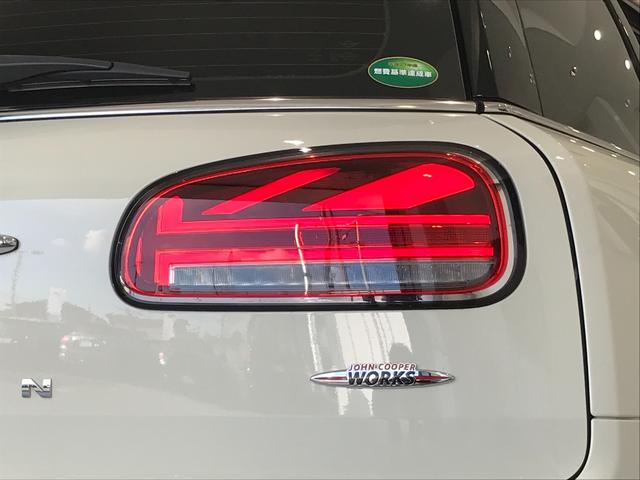 ジョンクーパーワークス クラブマン ダイナミカレザーシート 306馬力 ボンネットストライプ アクティブクルーズコントロール ヘッドアップディスプレイ HDDナビ バックモニター スマートキー ミラー内臓ETC 禁煙車(64枚目)