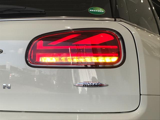 ジョンクーパーワークス クラブマン ダイナミカレザーシート 306馬力 ボンネットストライプ アクティブクルーズコントロール ヘッドアップディスプレイ HDDナビ バックモニター スマートキー ミラー内臓ETC 禁煙車(65枚目)